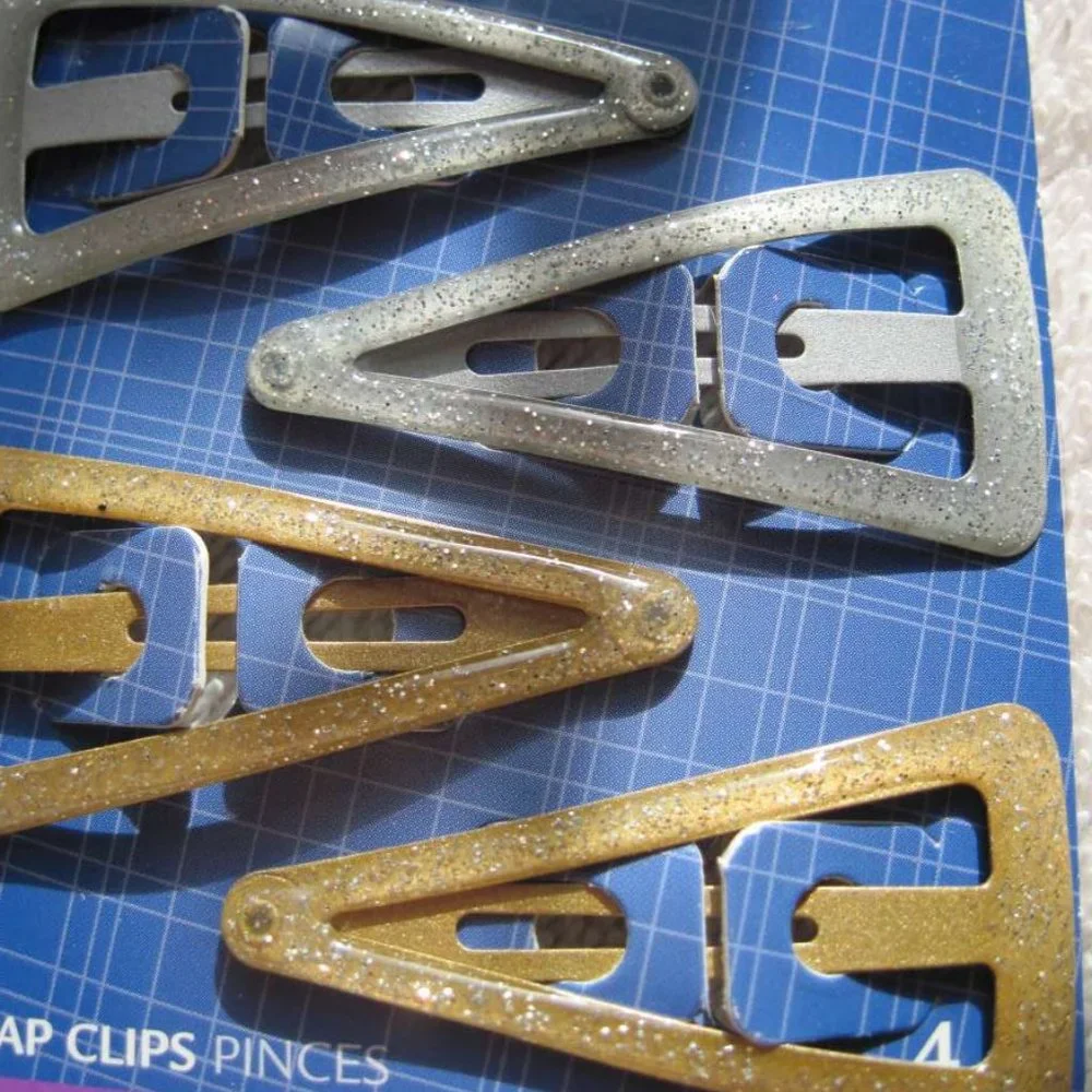 4 Goody Fashionow Triangle Glittery Epoxy Covered Metal Hair Snap Clips Glitter